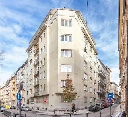 Appartement Great Market Hall Cozy In A Quiet Street